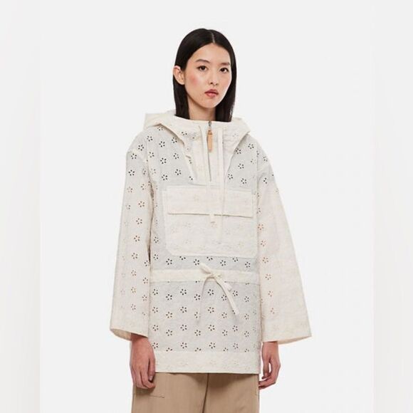 NWT Moncler Ladies Natural Asnen Broderie Anglaise Jacket with a little defect - Picture 1 of 15